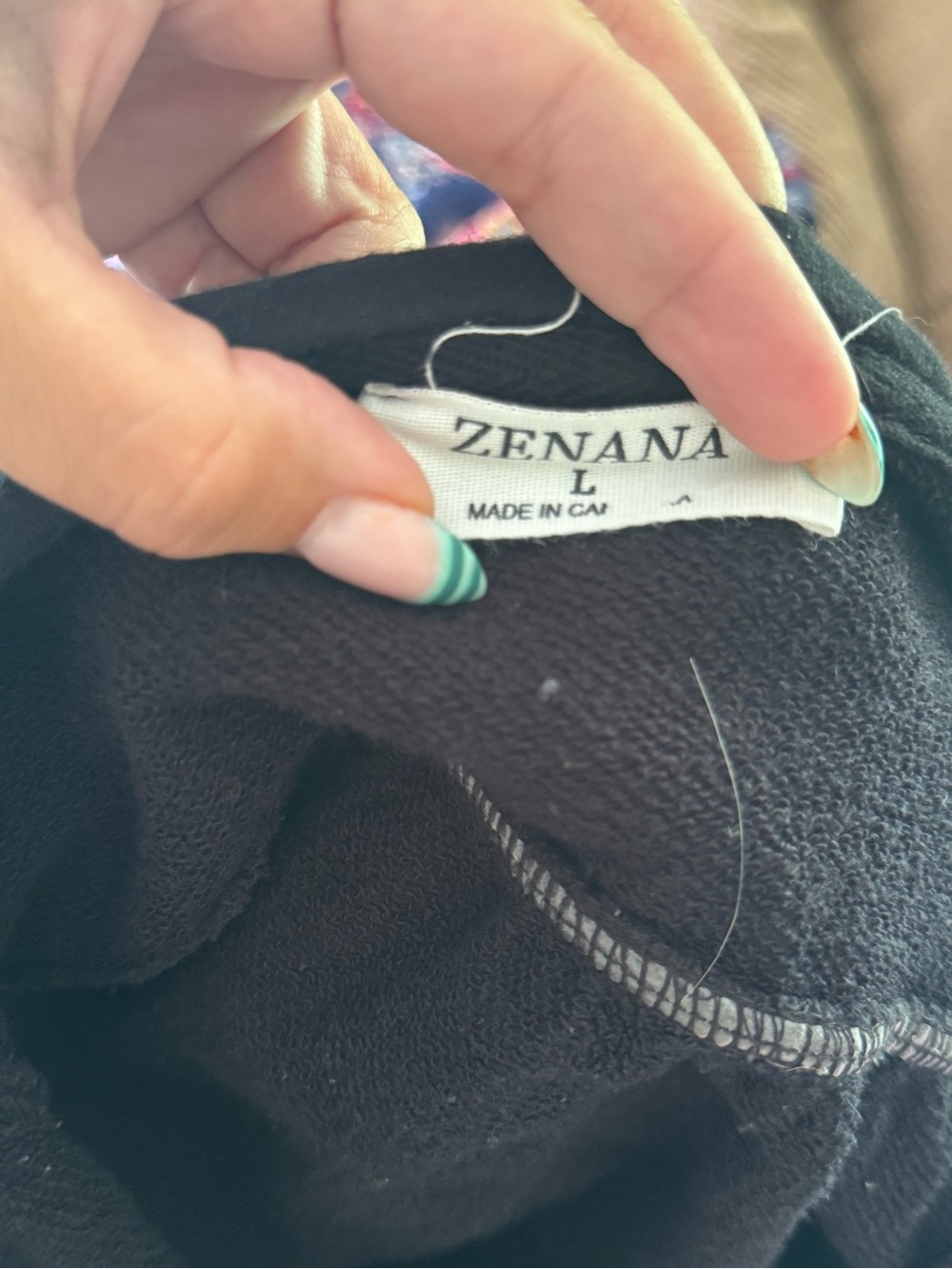 Zenana Outfitters Black Pullover Sweatshirt with Raw Hem - Picture 2 of 4